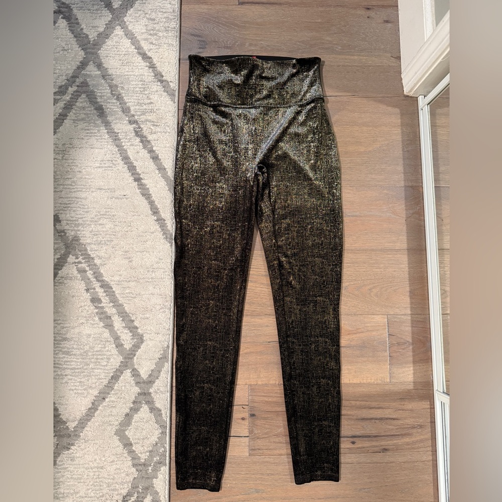 SPANX Black and Gold Leggings Medium